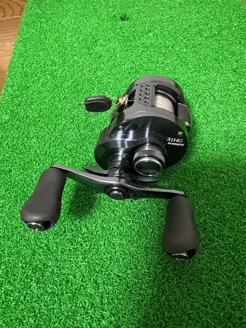 リール CALCUTTA CONQUEST SHALLOWEDITION 31HG