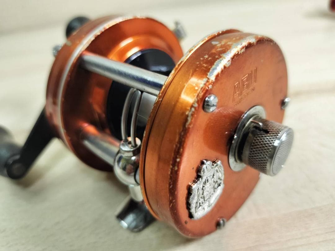 ☆ABU GARCIA アブ アンバサダー 4000D　ビンテージリール　橙