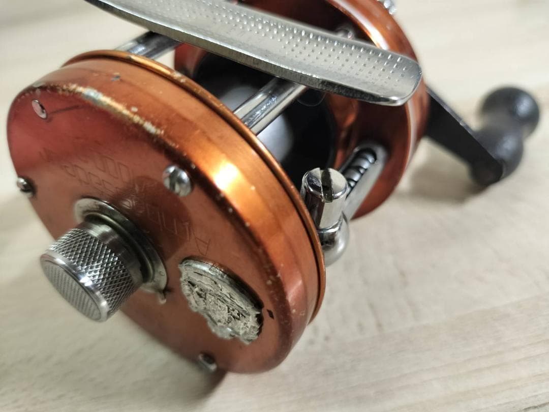 ☆ABU GARCIA アブ アンバサダー 4000D　ビンテージリール　橙