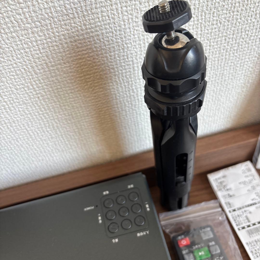 コンパクトプロジェクター本体 リモコン付き