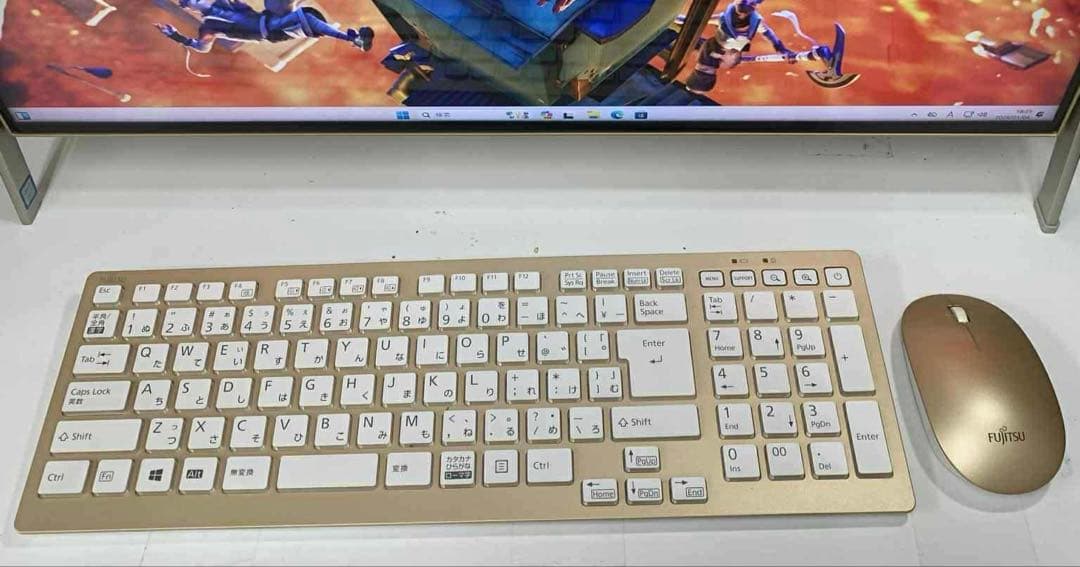 富士通 ESPRIMO FH77/C2 i7-7700HQ 8GB Office