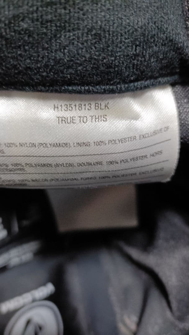 【 VOLCOM ボルコム】 スノーボードウェアパンツ ズボン ゴアテックス 黒