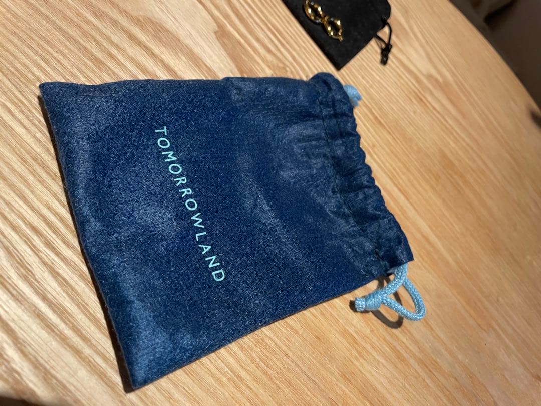 あい　Classic Hoops Thick Small Gold