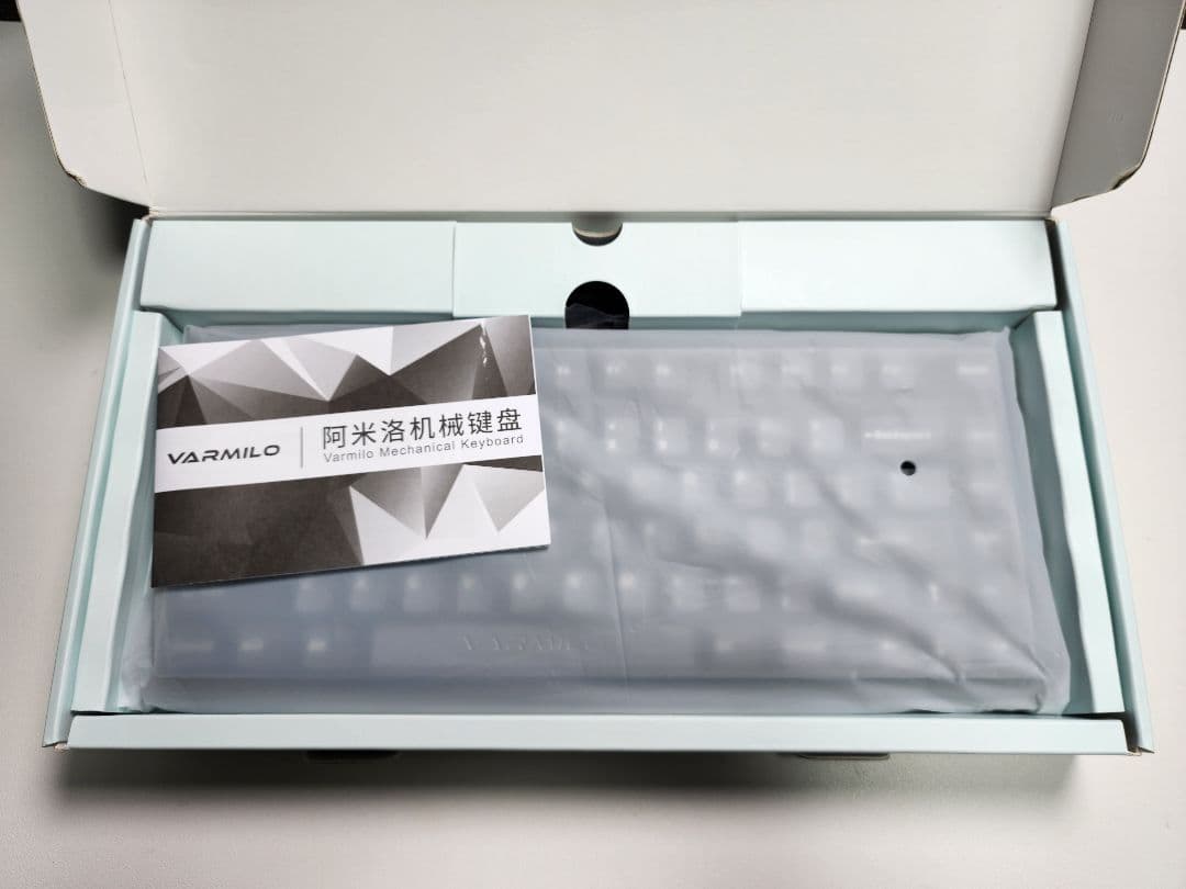 VARMILO MINILO 75HE　おまけ : Jade gaming 6個