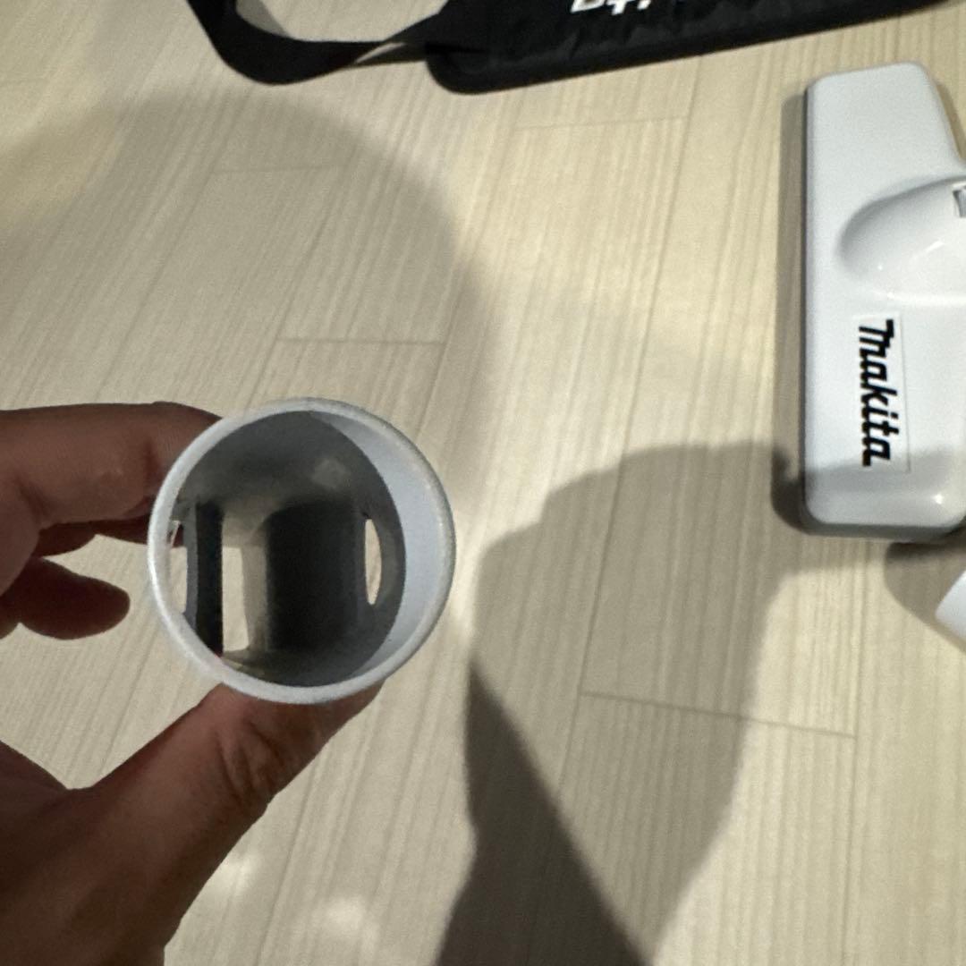 マキタ コードレス掃除機CL180 カプセル式 18V 本体のみ カバン付き