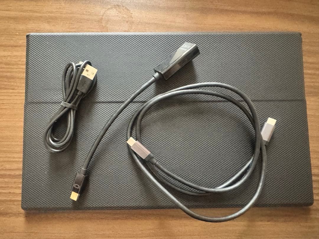 hisa　Intehill モバイルモニター 13.3インチ 有機el