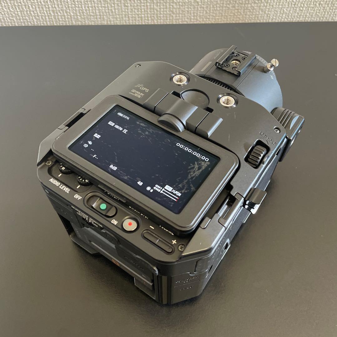 SONY NEX-FS100 Super35mmセンサー搭載・Eマウント業務用