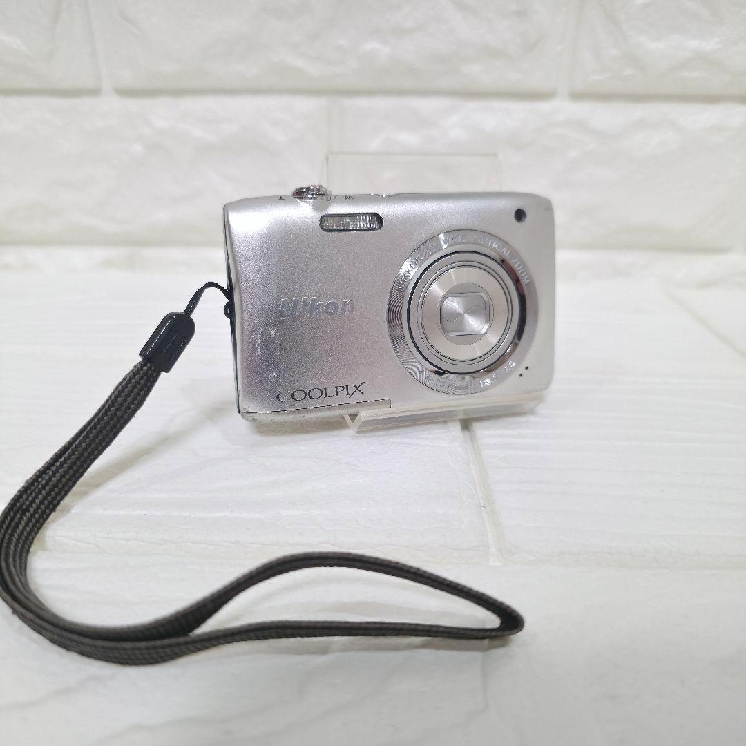 467】 ニコン　 クールピクス　S2900 コンパクトデジタルカメラ　シルバー