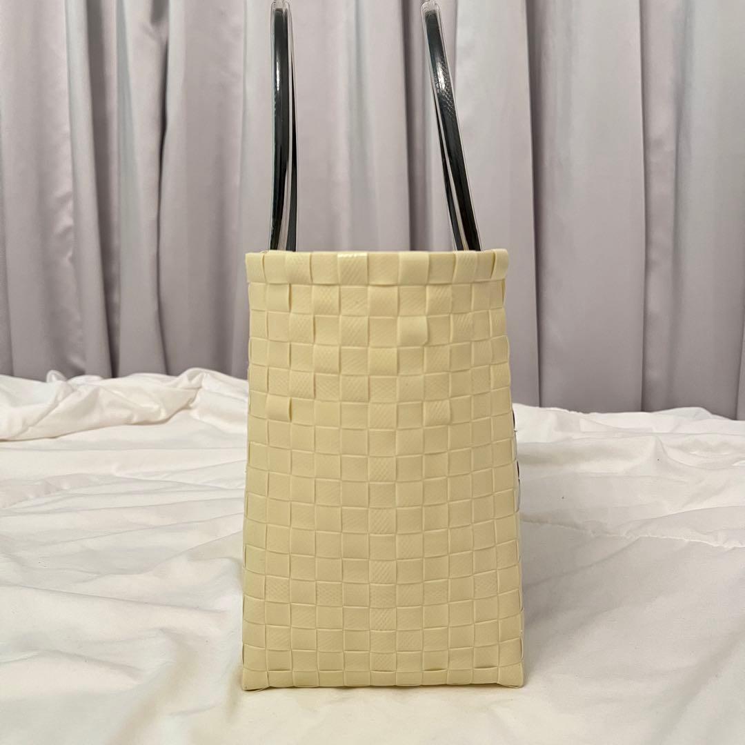 国内正規品　MARNI アイボリー ハート LOVE かごバッグ