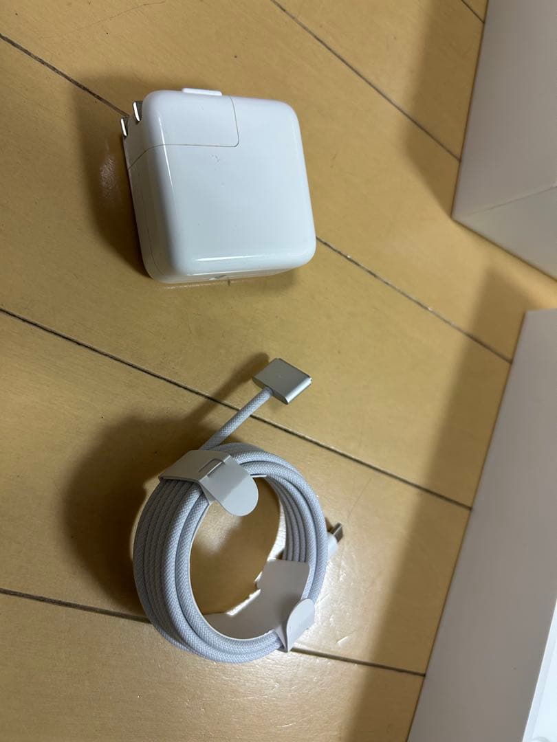 MacBookAir M2 2022 8GB 256GB スターライト13インチ