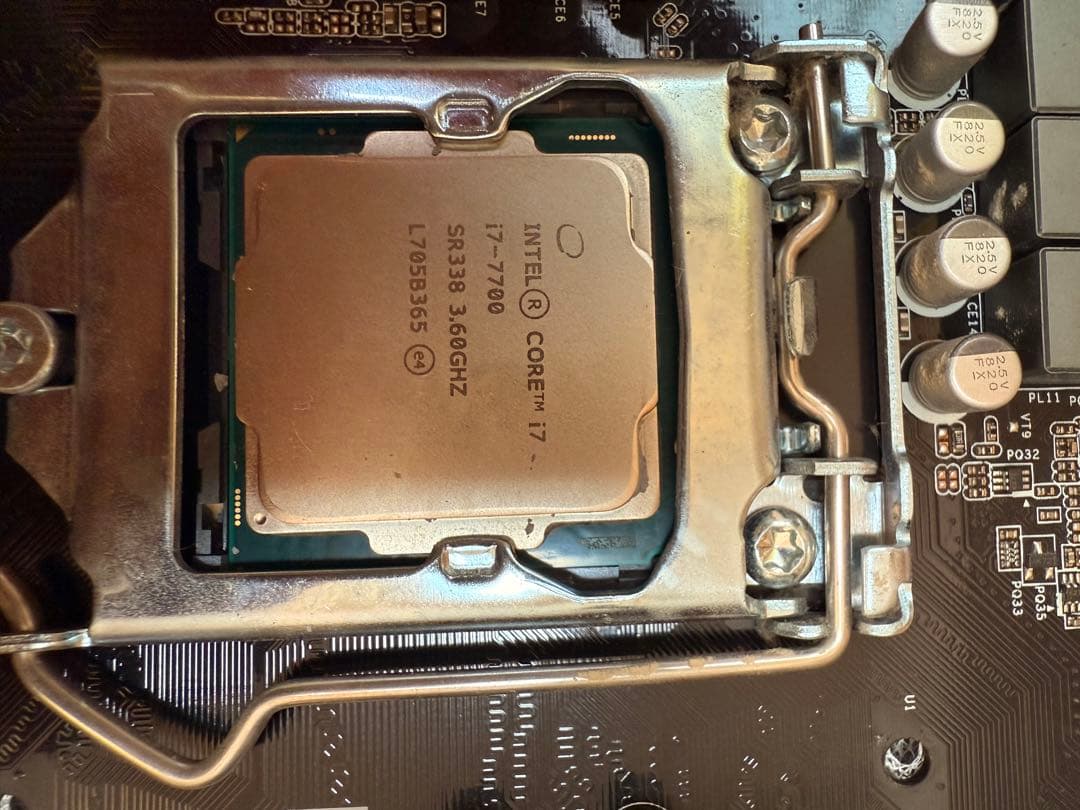 マザーボード ASRock H270 Pro4 + intel core i7 7700