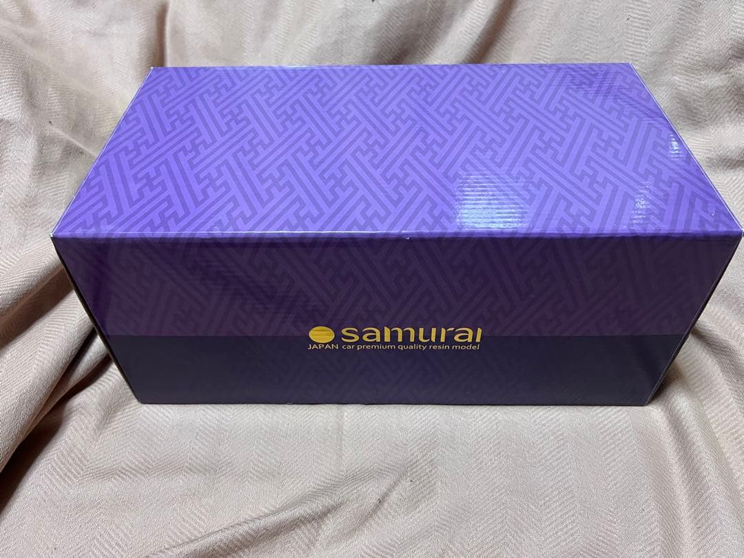 京商 1/18 samrai トヨタ センチュリー GRMN