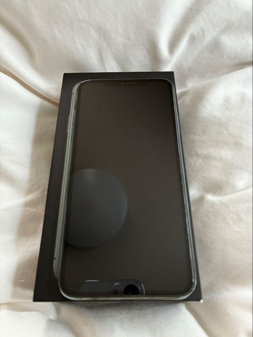 【極美中古】iPhone11Pro Max 256GB ミッドナイトグリーン
