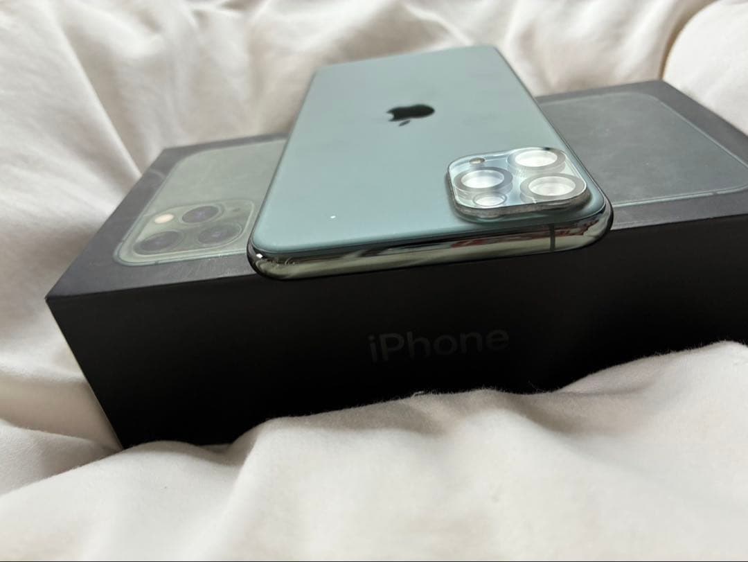 【極美中古】iPhone11Pro Max 256GB ミッドナイトグリーン