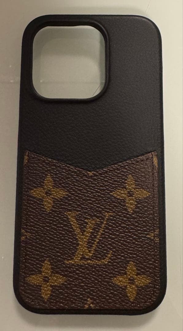 IPHONE・バンパー 15 PRO(ヴィトン iPhoneケース)
