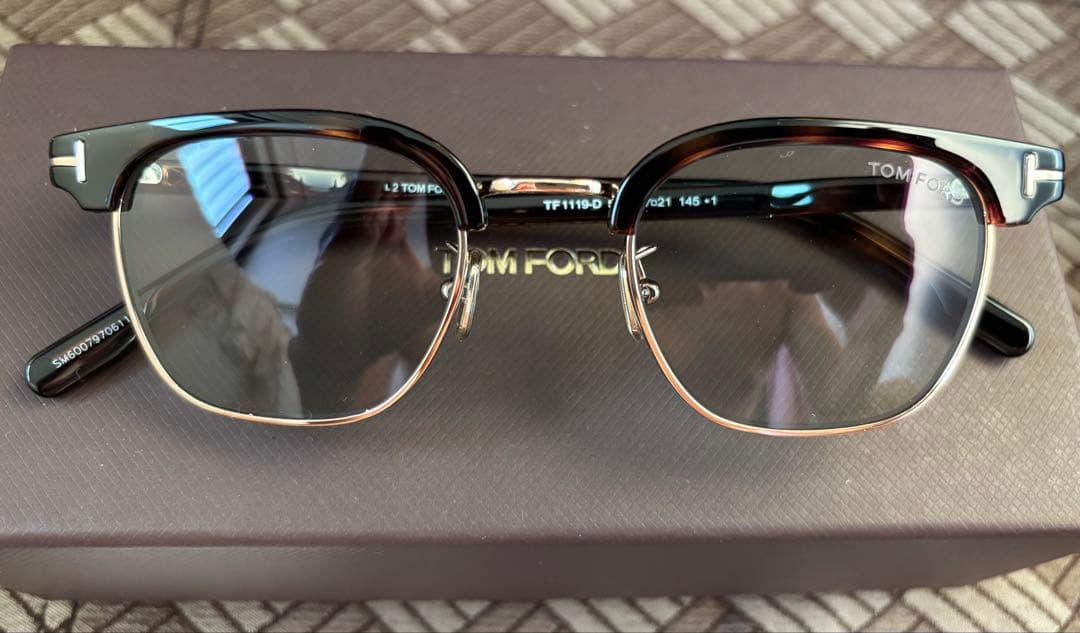 新品 TOM FORD トムフォード TF1119-D 52Nサングラス ハバナ