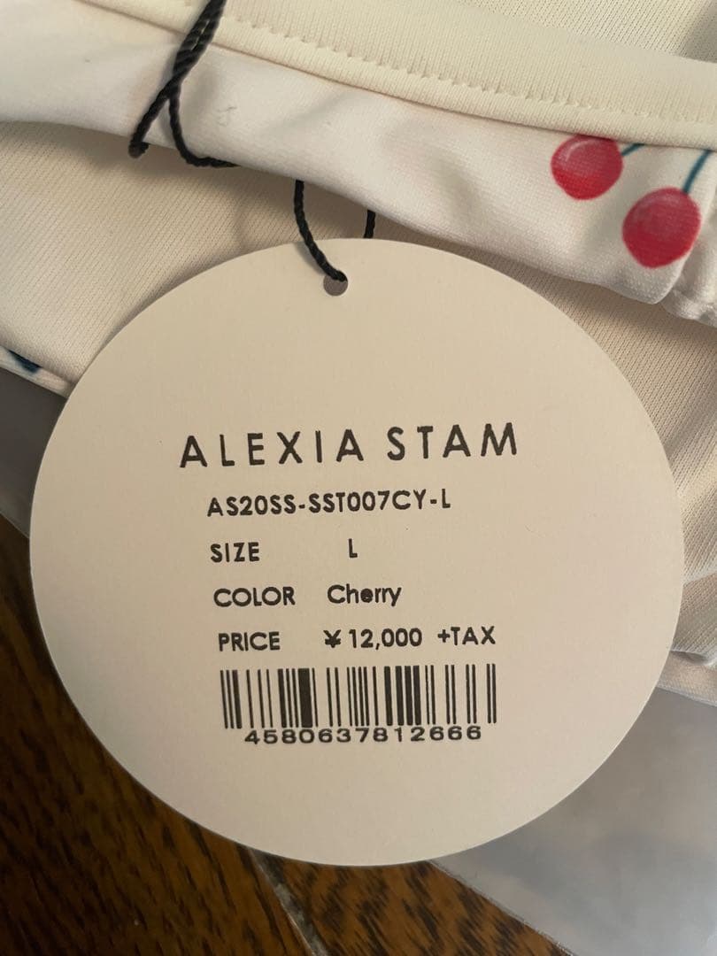alexia stam 水着　上のみ　新品未使用　チェリー柄