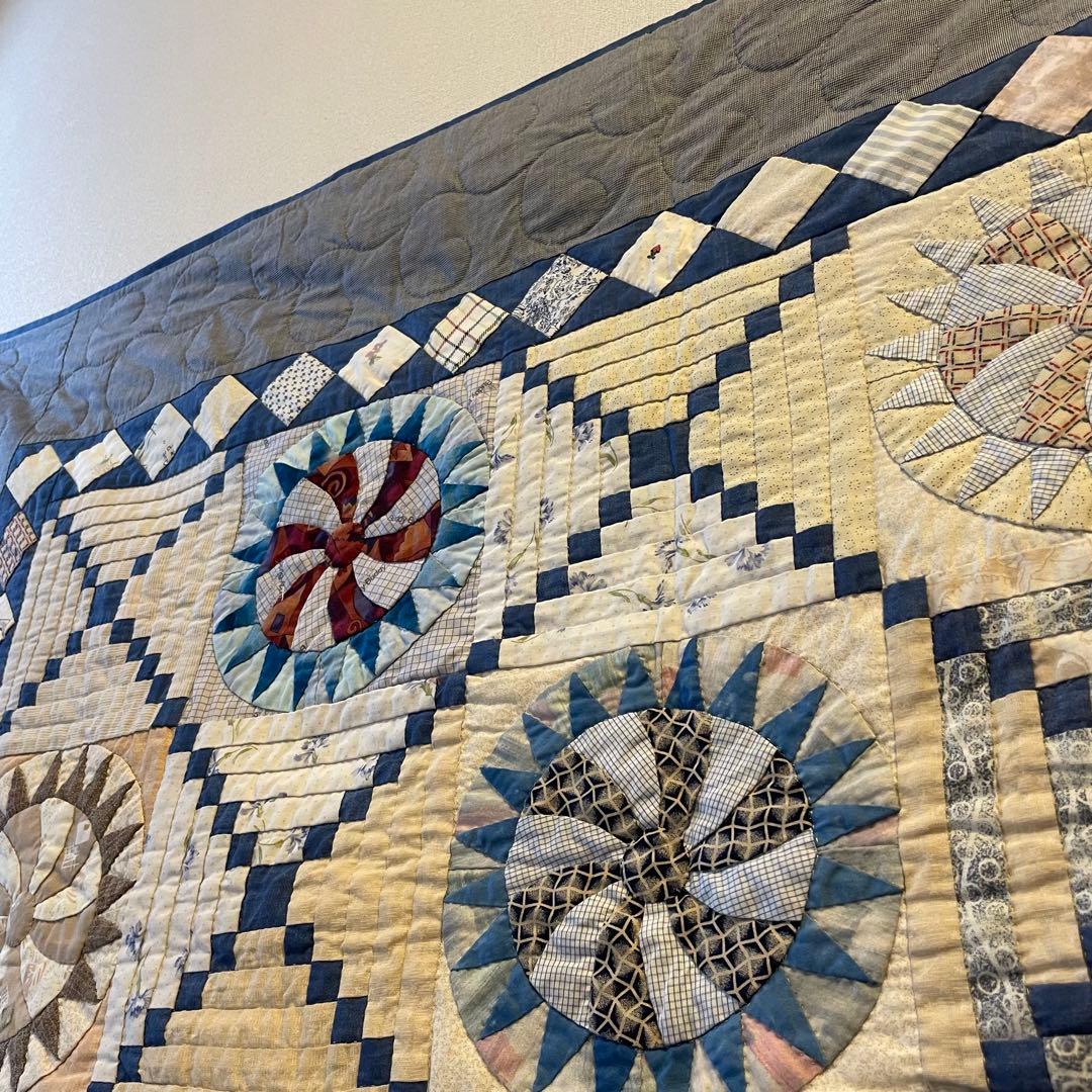 大きめ　パッチワークタペストリー　 インテリア　約130cm x 150cm