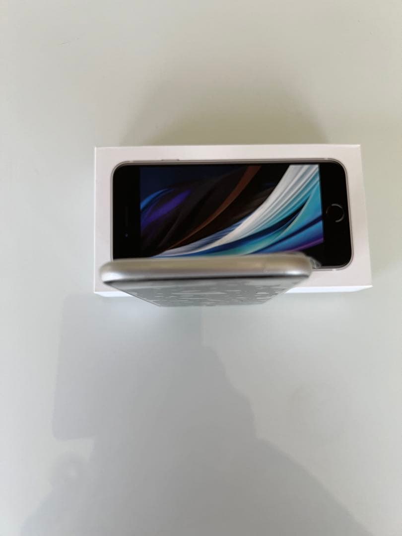 [値下げ]Apple iphone SE 第2世代