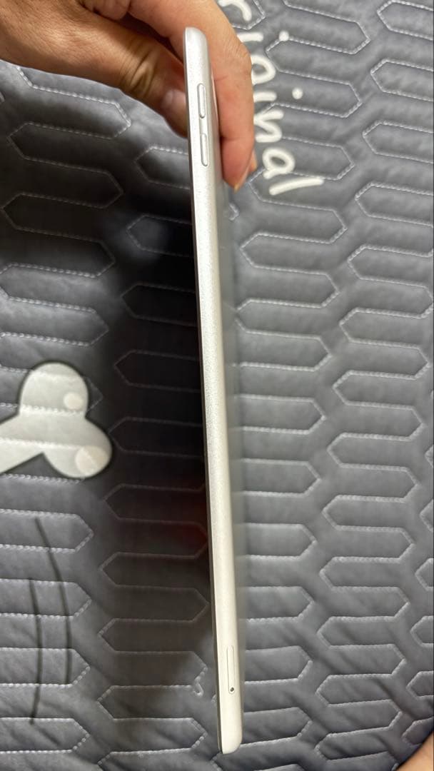 Ipad 5 32gb SIMフリー+モデル　モバイル+WIFI