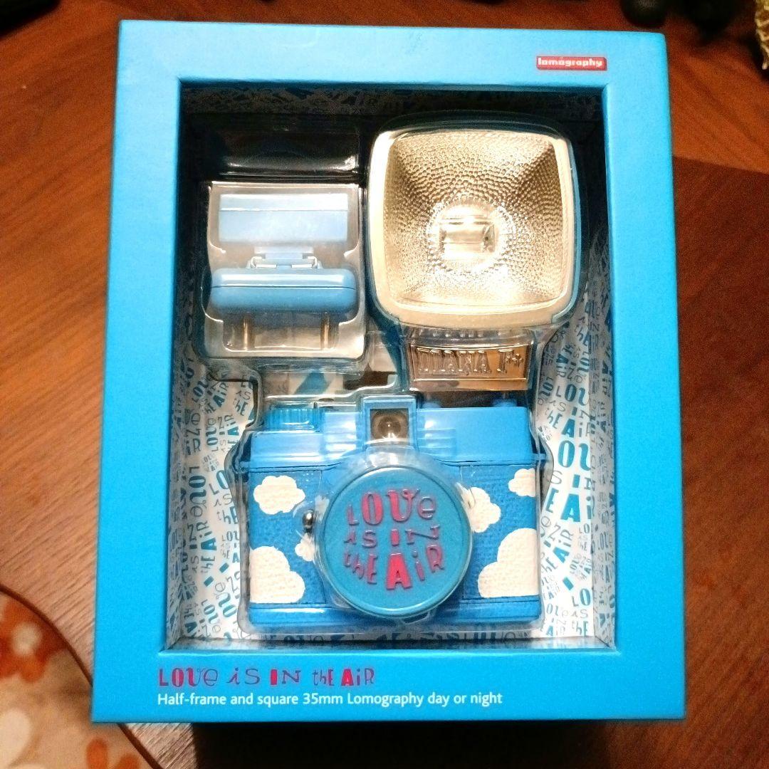 Diana & Flash Love is in the Air トイカメラ