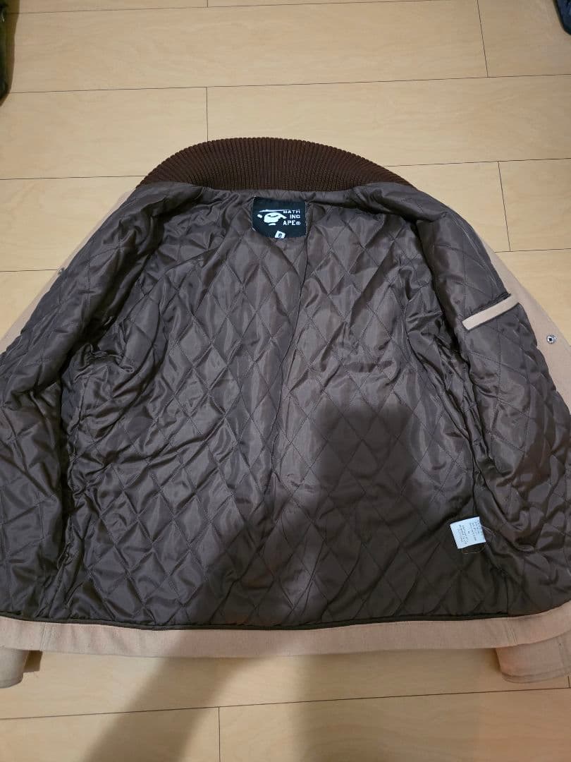 A BATHING APE　 ベージュ スタジャン