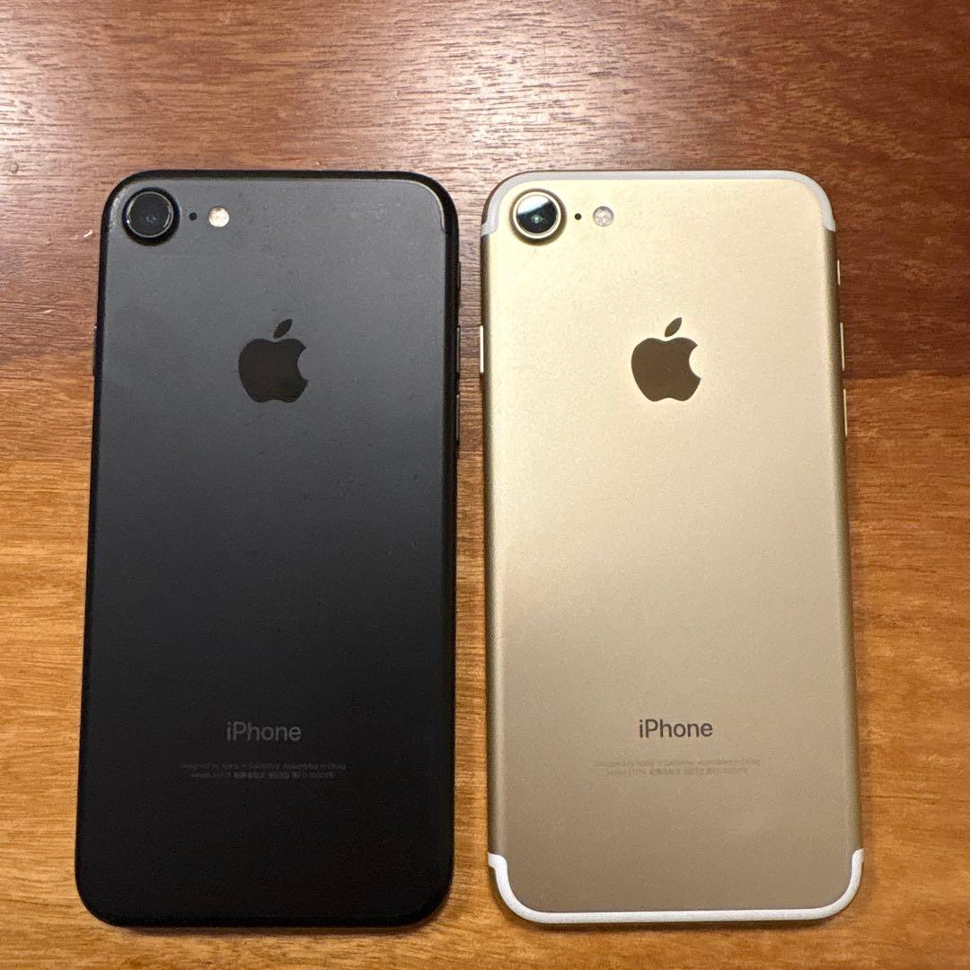 【美品】iPhone7 32GB2台セット ローズゴールド・ブラックSIMフリー
