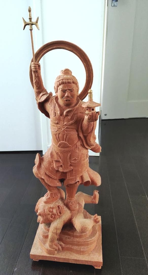 毘沙門天　一木造　 約68cm