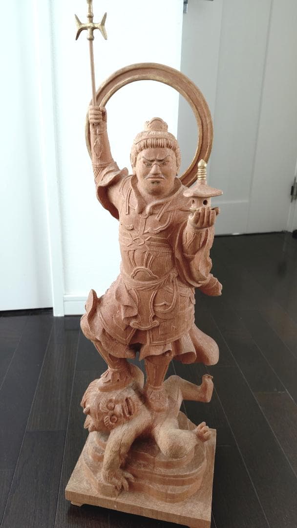 毘沙門天　一木造　 約68cm