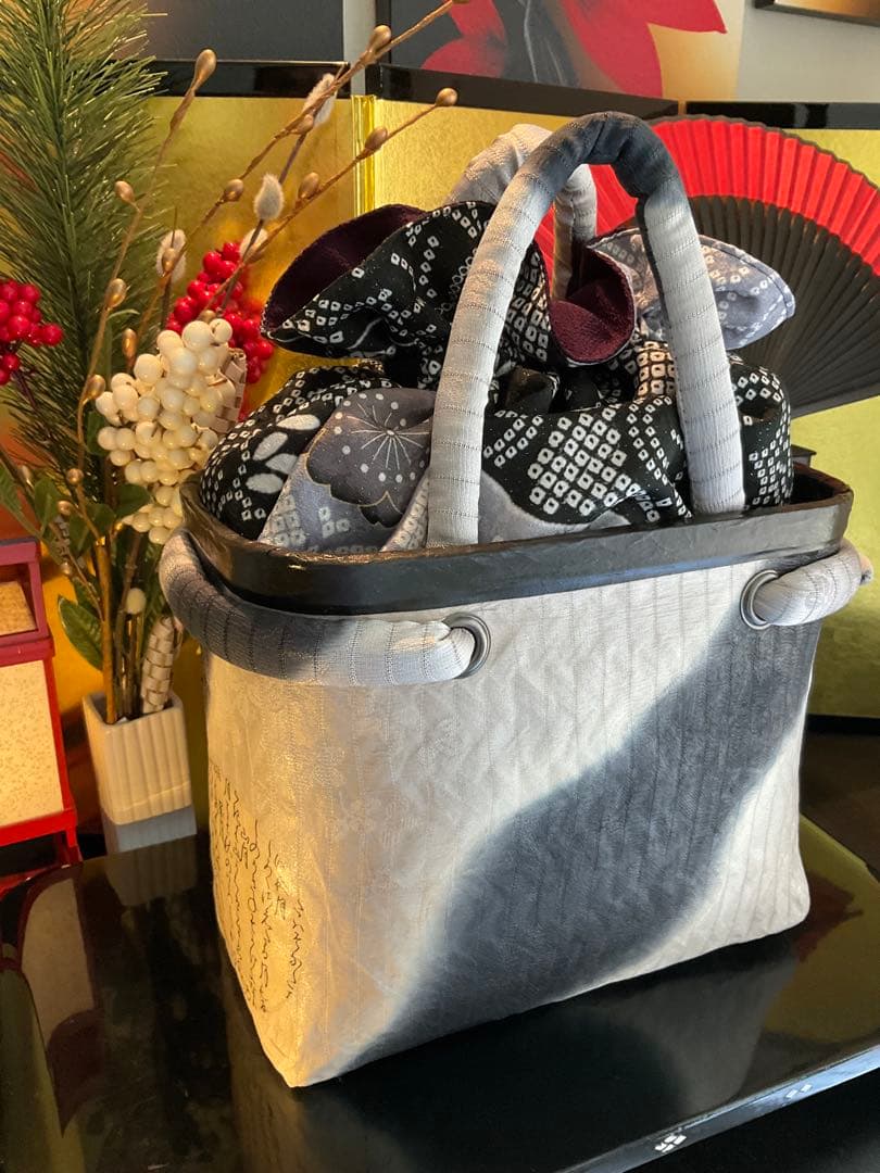 一閑張り　一閑張りバッグ　古文書　和紙　花絵柄　着物　京友禅　正絹　墨波紋様