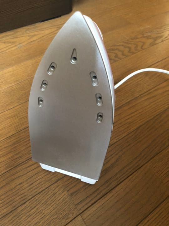 アイロン　コイズミ　一人暮らしに　新生活　中古　コイズミ