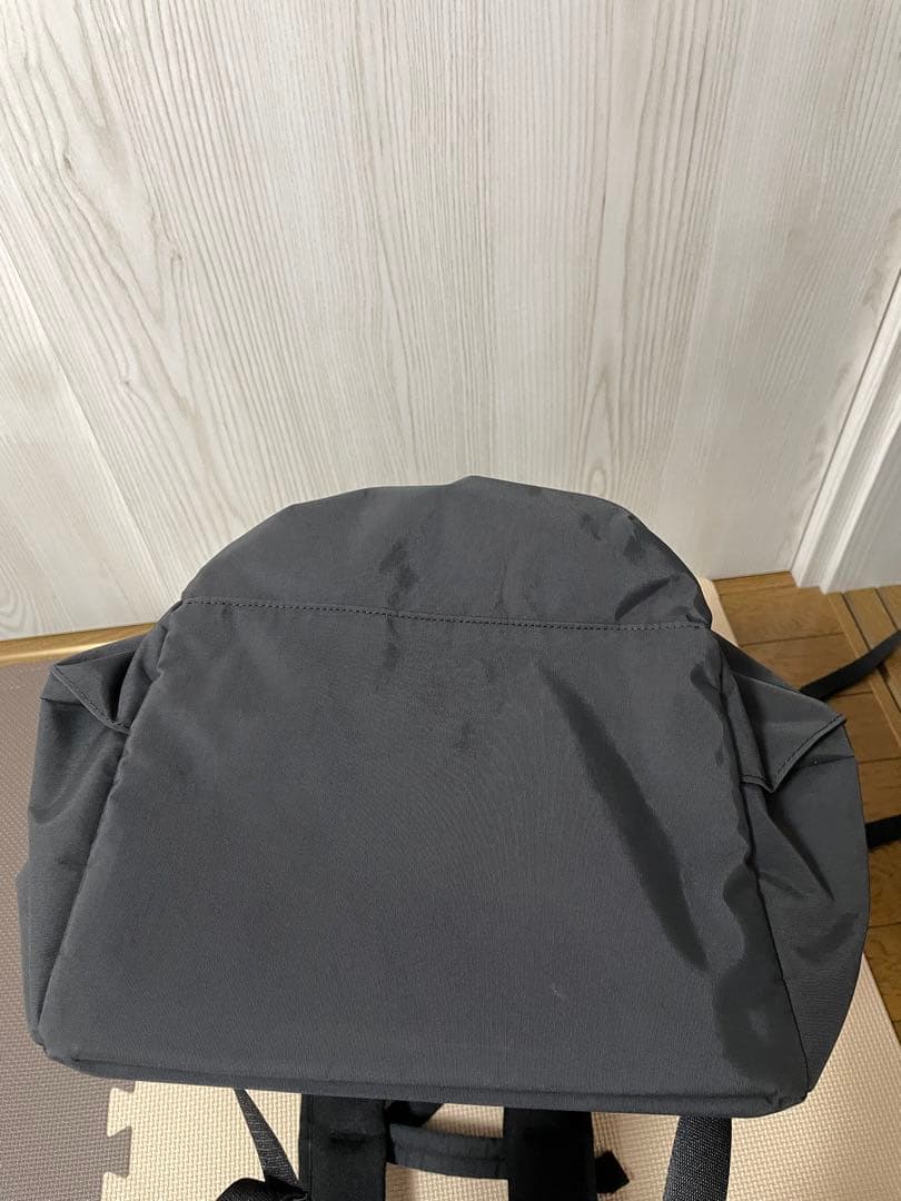 ユニクロ　ファンクショナルバックパック＋S