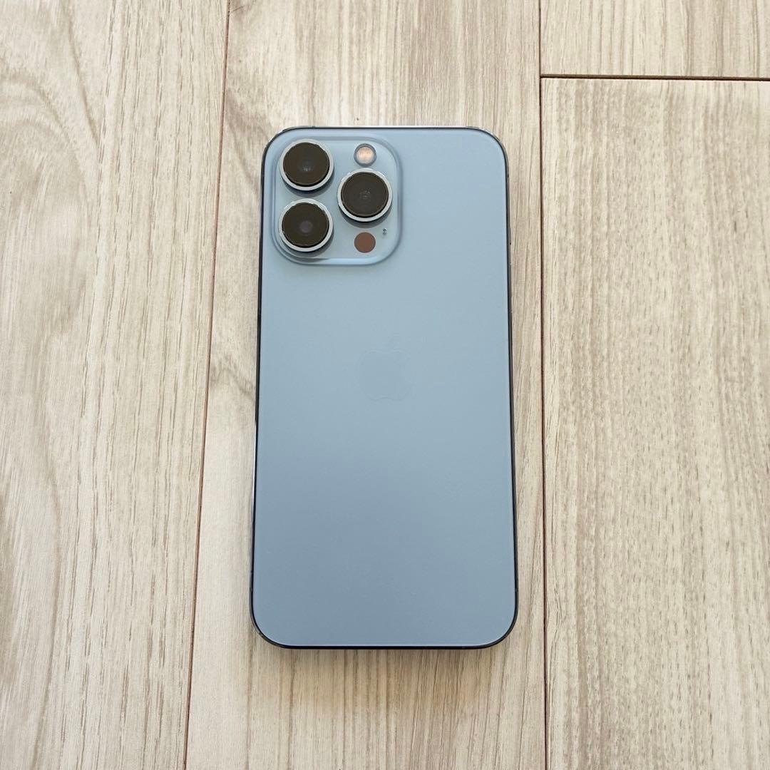 のぶ✨Apple iPhone13Pro 本体 シエラブルー 256GB