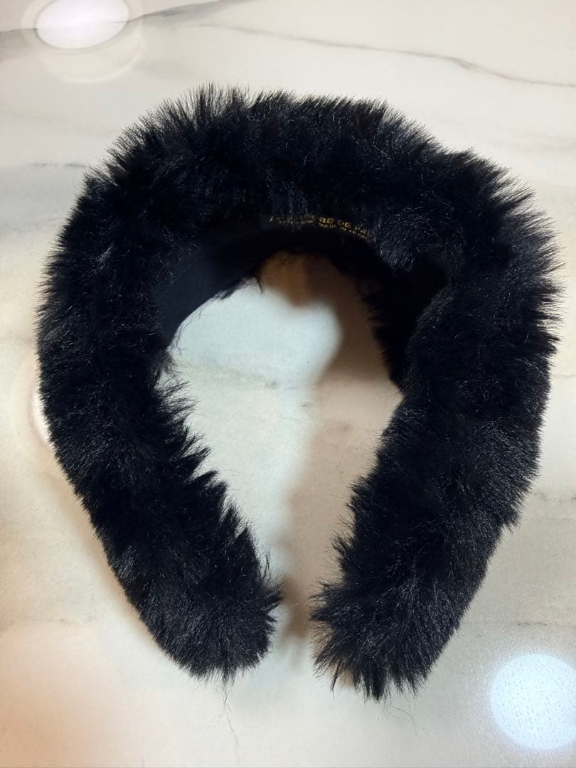 ALEXANDRE DE PARIS ブラックファー ヘアバンド