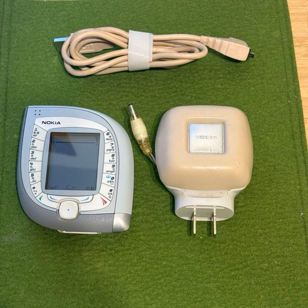 【激レア】NOKIA 7600 グレー 通話未確認/ 動作良好/ 起動可