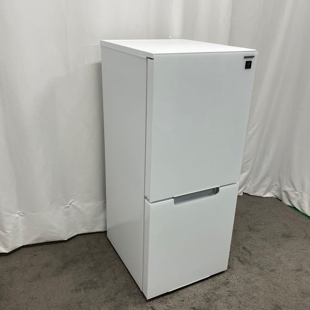 186　シャープ　冷蔵庫　152ℓ　極美品　23年製　白　一人暮らし　設置無料