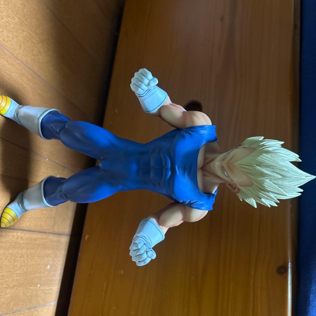 ドラゴンボールフィギュア 悟空 悟飯 ベジータ トランクス ゴテンクス ベジット