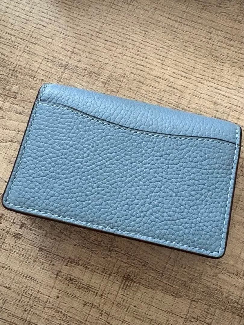新品未使用！coach名刺入れカードケース水色