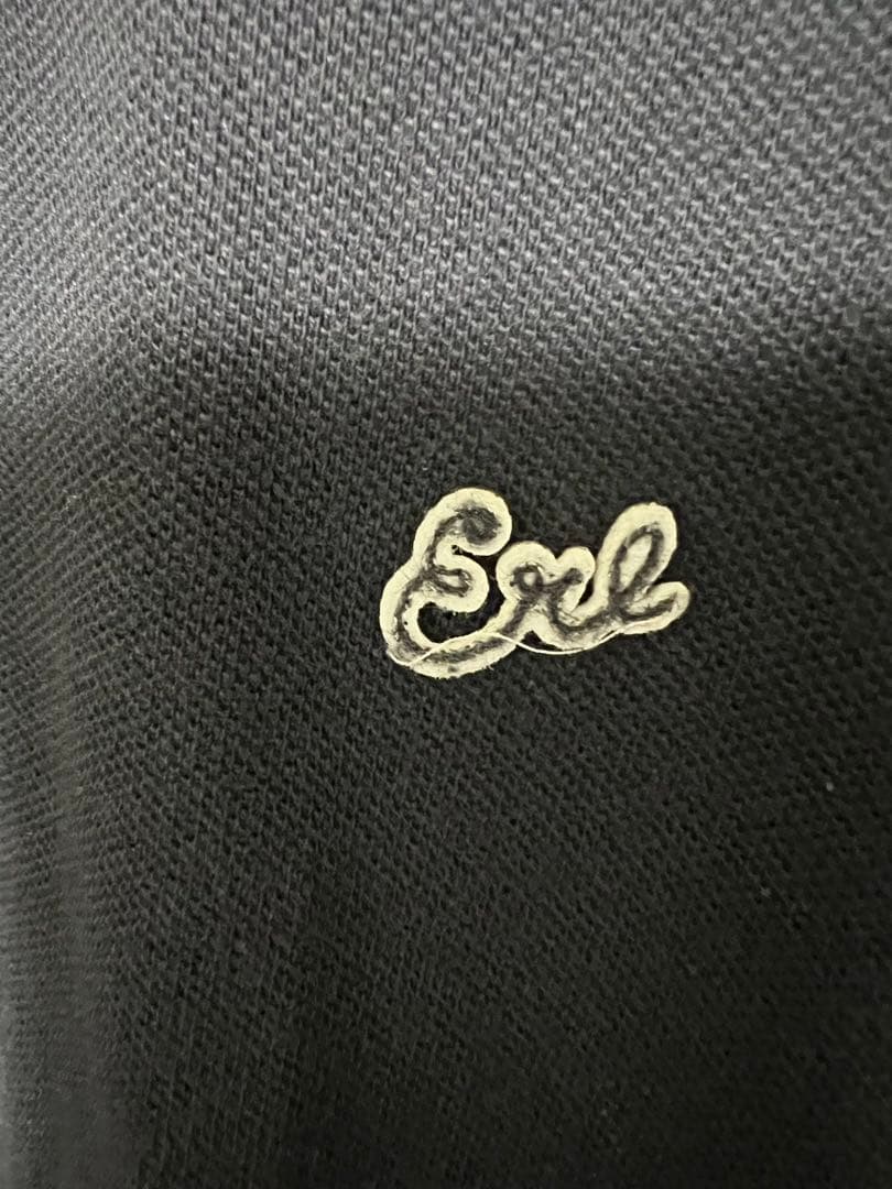 ERL ブラック ポロシャツ