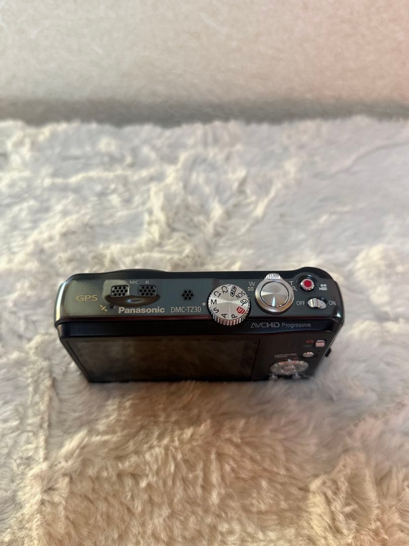 LUMIX DMC-TZ30フルHD コンパクトデジタルカメラ