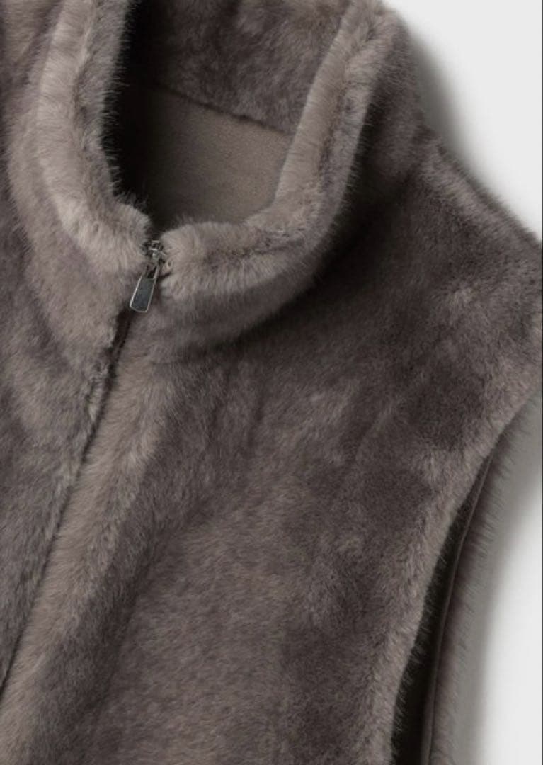 美品！diagramのフェイクミンクベスト