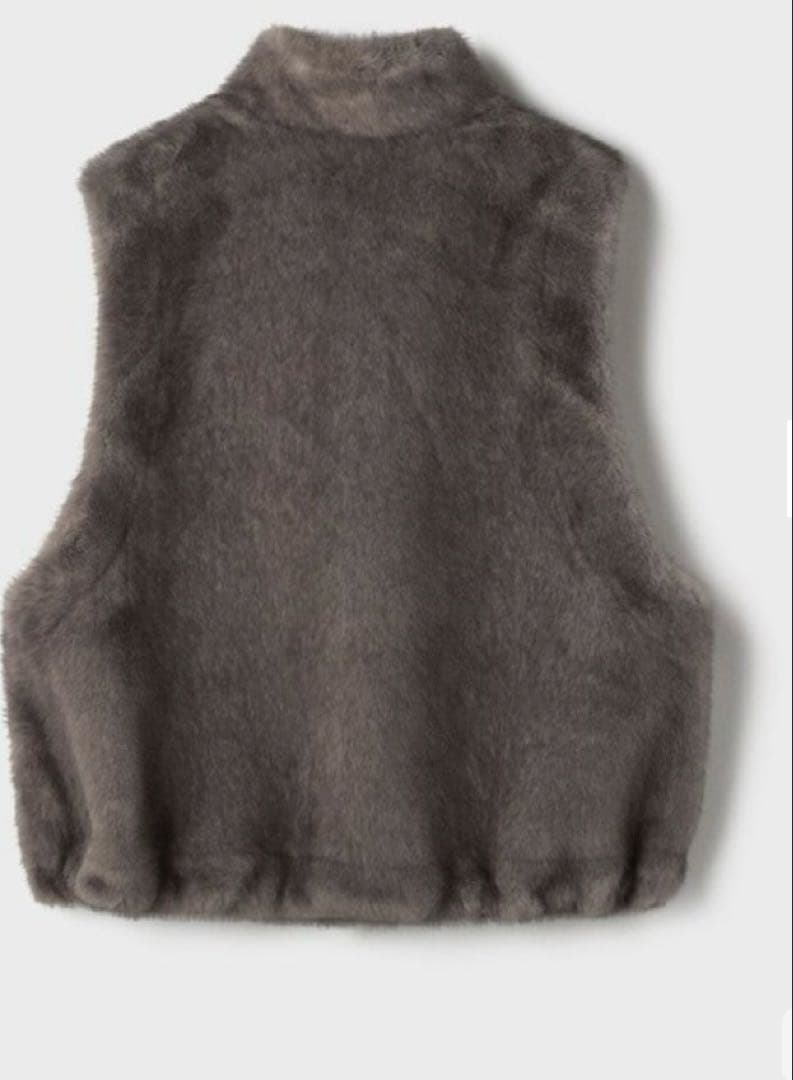 美品！diagramのフェイクミンクベスト