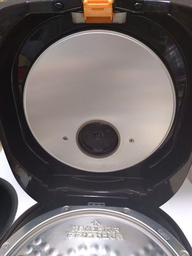 【期間限定価格】象印 極め炊き IH炊飯ジャー NW-VH10　2022年製