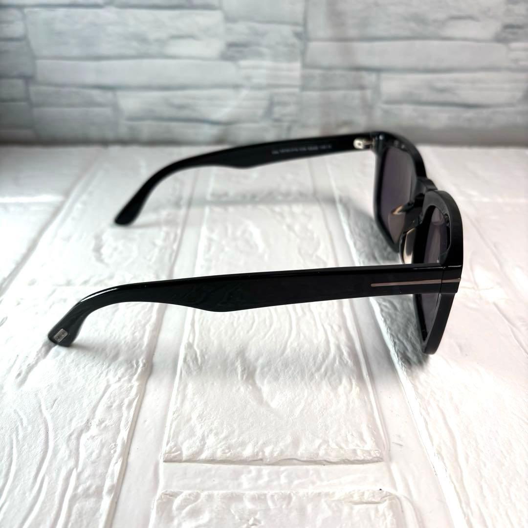 美品　TOM FORD Dax TF751-F-N スクエア型サングラス　ケース