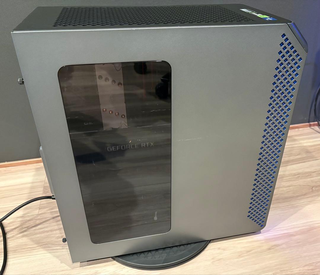 RTX4070ti　SSD2TB ゲーミングpc i7 13700F　ガレリア