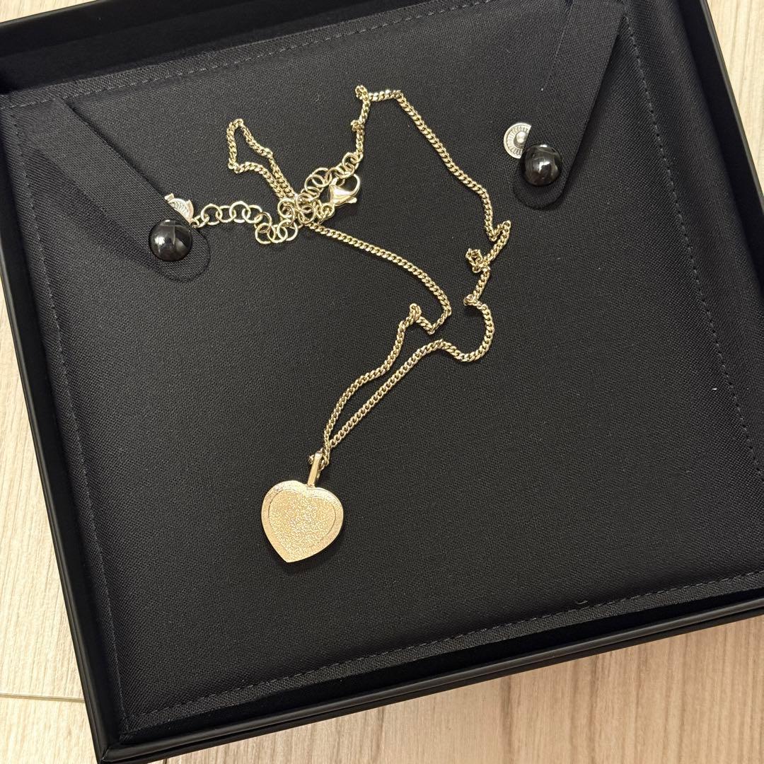 CHANEL ハート型ペンダントネックレス新品未使用　箱あり