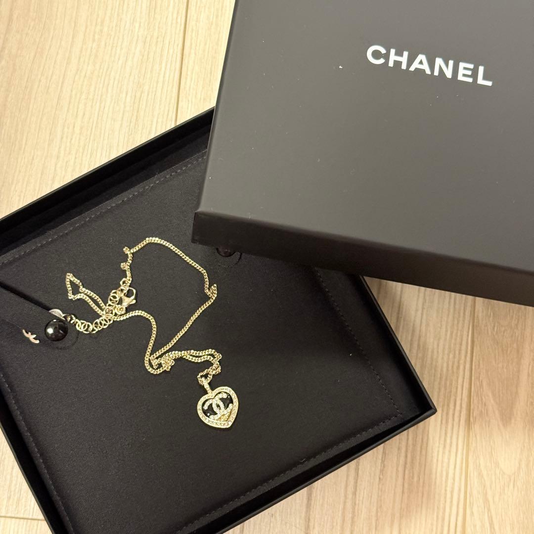 CHANEL ハート型ペンダントネックレス新品未使用　箱あり