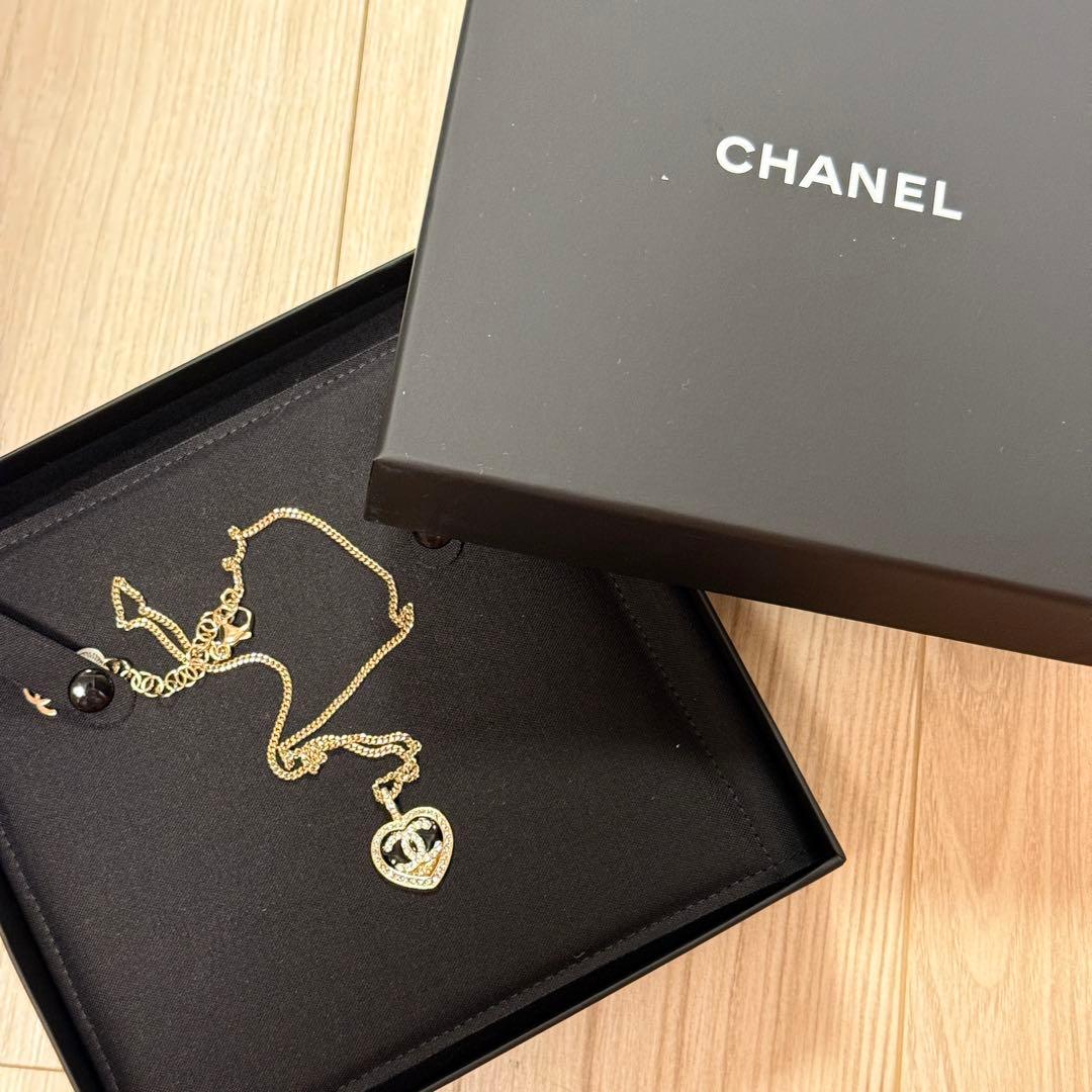 CHANEL ハート型ペンダントネックレス新品未使用　箱あり