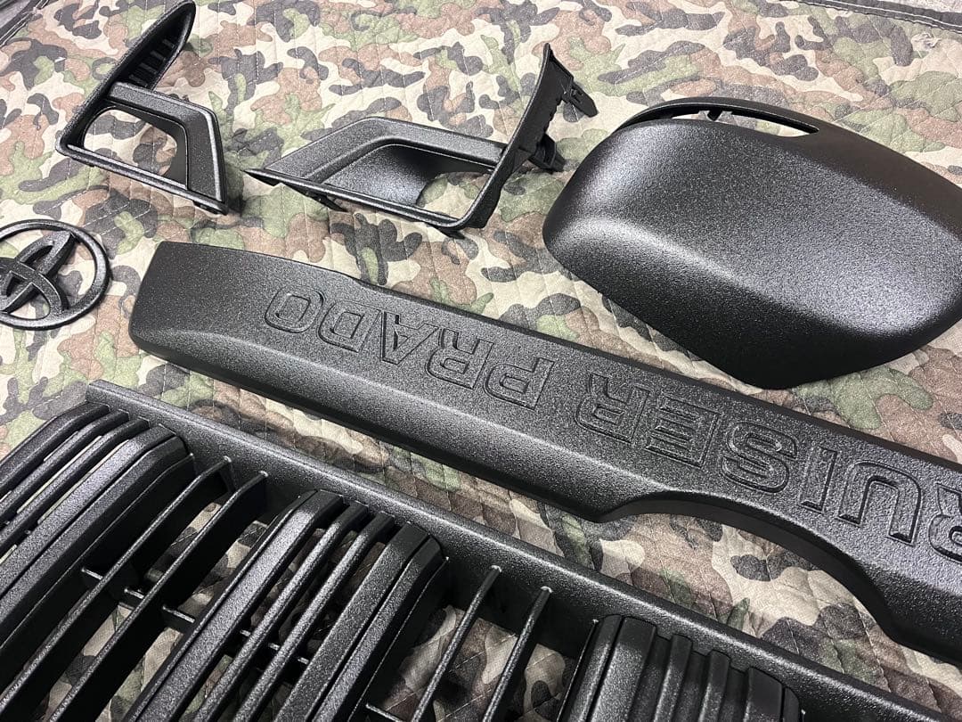 ツチノコ　ランドクルーザープラド　外装一式①