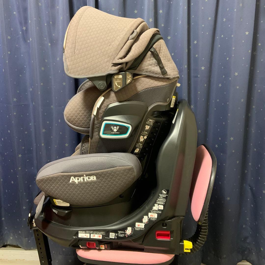 年始限定価格Aprica フラディアグロウ ISOFIX 360°